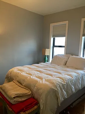 Rented by REAL New York | media 18