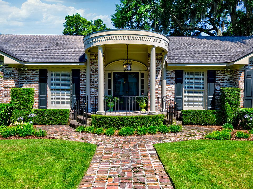 1st image of 261 Confederate Cir