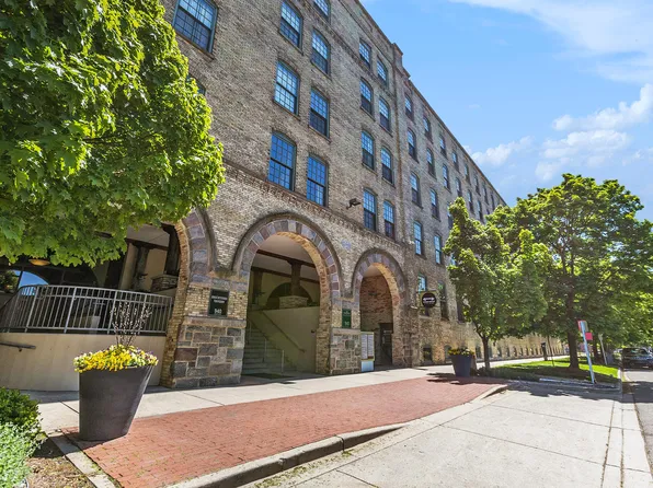940 Monroe Ave NW Unit 444, Grand Rapids, MI 49503