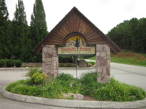 4th image of 340 Southshore Dr