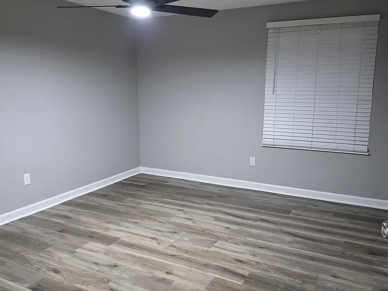 5349 Tracey Dr — Photo 21
