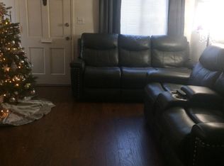 2214 Granada Ave, Long Beach, CA 90815