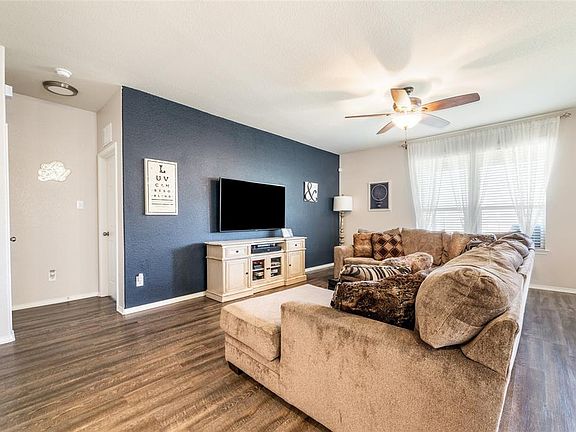 4th image of 2329 Parda Alpina Ln