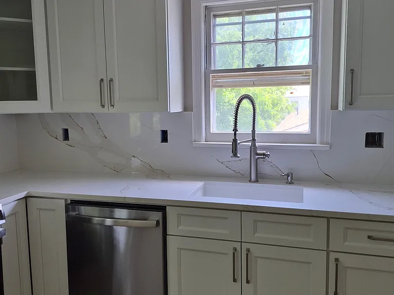 70 E 6th St #2 — Photo 13