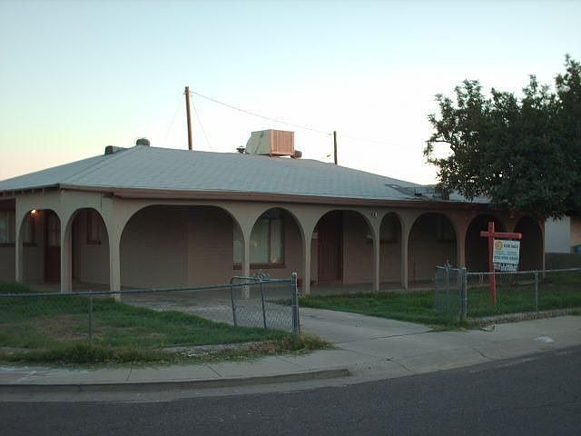 1st image of 3201 W San Miguel Ave