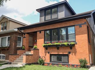 5540 W Berenice Ave, Chicago, IL 60641