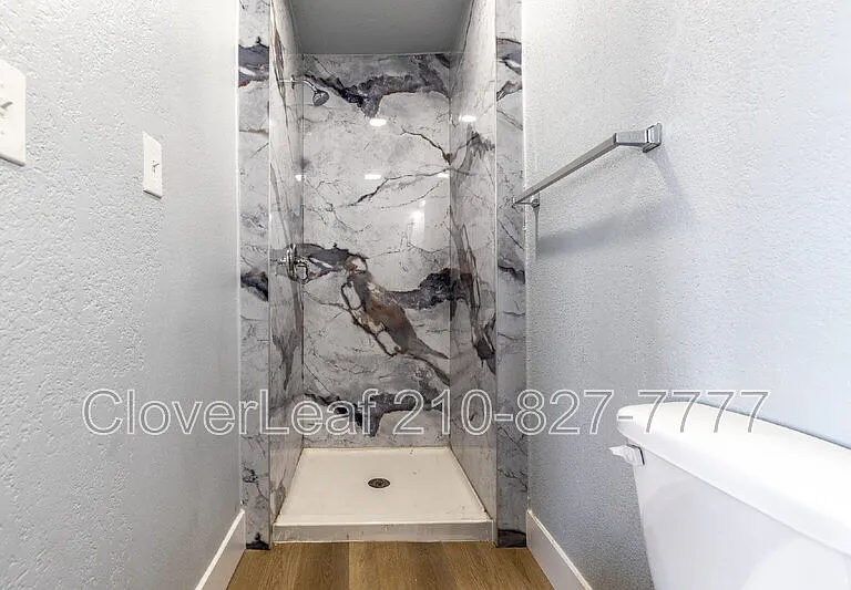 2114 Jupiter St — Photo 29