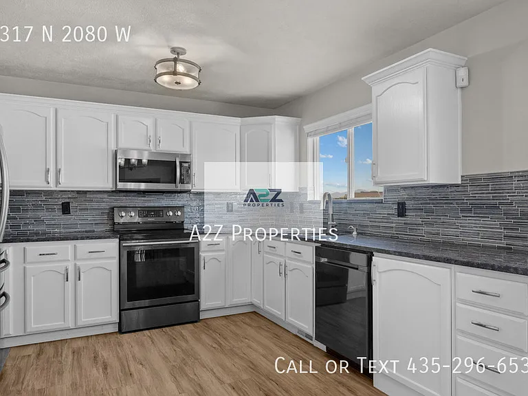 2317 N 2080 W — Photo 8