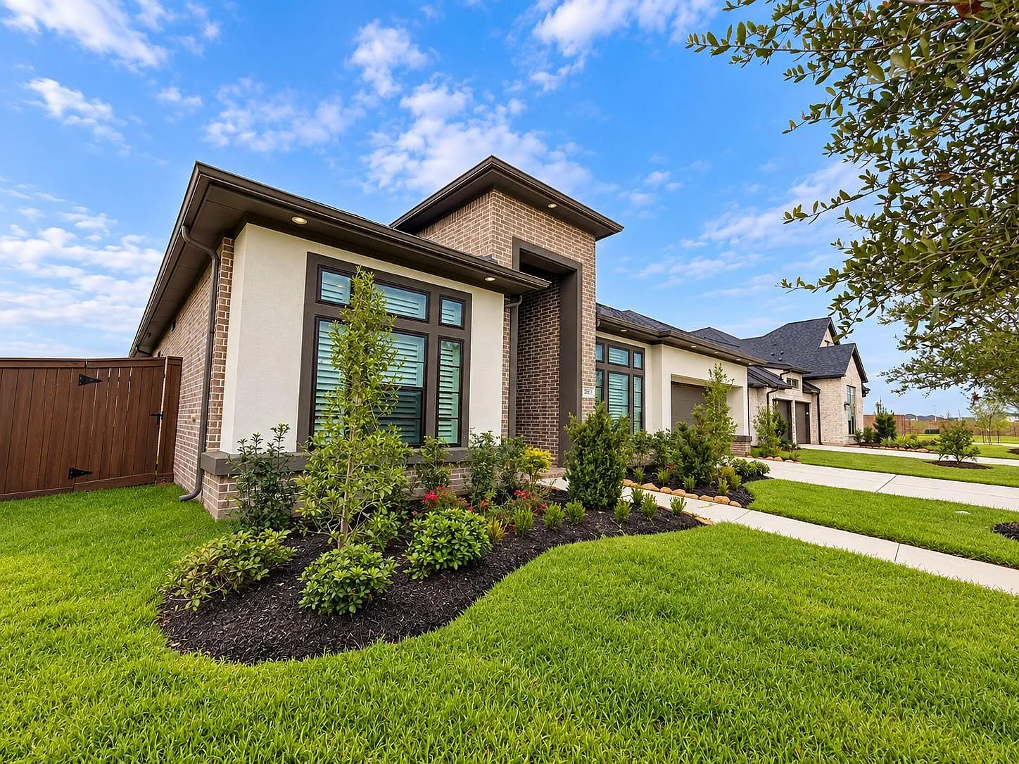 4 bed, 3.0 bath, 3100 sqft, $4,500 — Photo 3