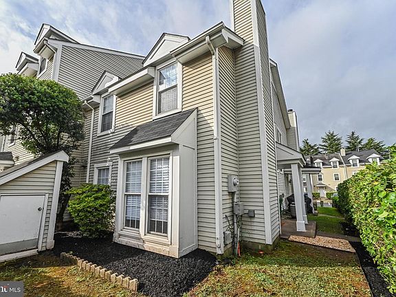 2nd image of 6089 Netherton St