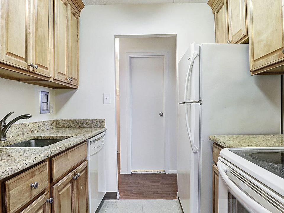 The Ivanhoe Apartment Rentals Hackensack, NJ Zillow