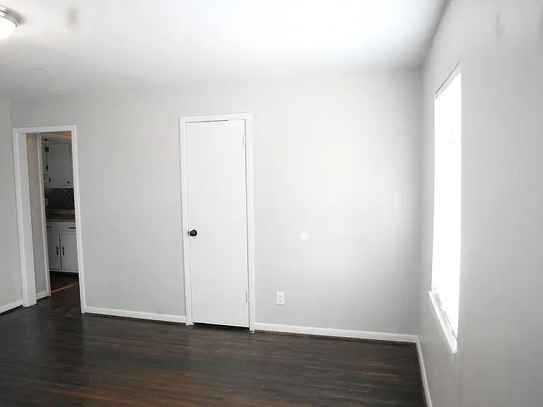 540 43rd St N — Photo 2