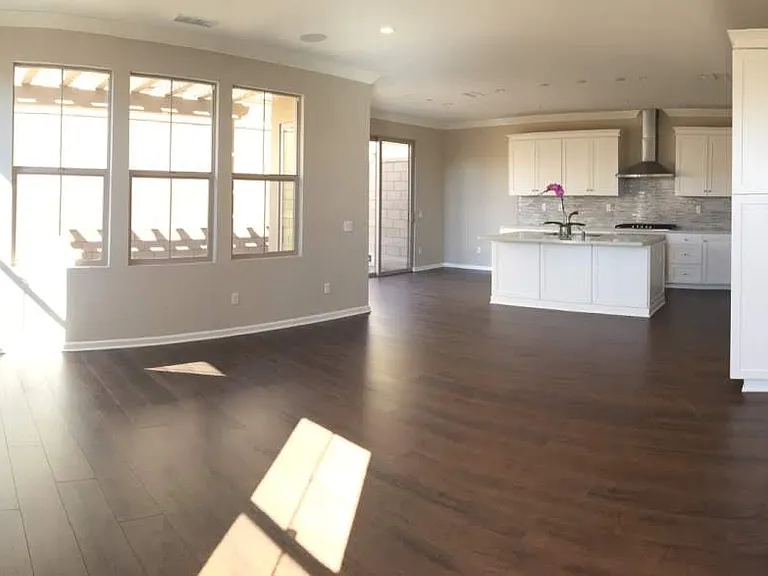 119 Breakwater — Photo 17
