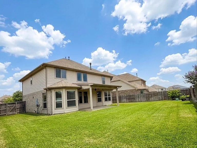 17518 Cypress Hilltop Way — Photo 23