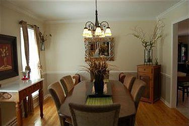 5th image of 2275 Danbury Ln