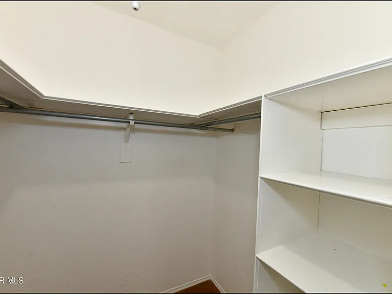 6201 Escondido Dr #17D — Photo 22