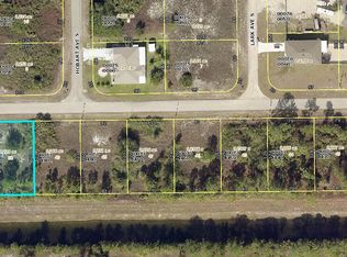 1018 Kanuga St E, Lehigh Acres, FL 33974