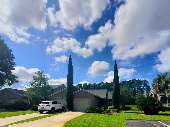 3rd image of 7623 W Baymeadows Cir