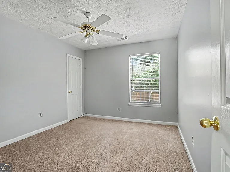 4394 Cross Ln — Photo 10