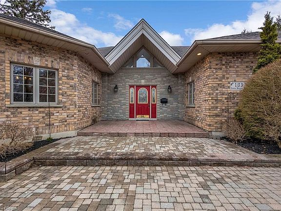 5th image of 103 Tutela Heights Rd