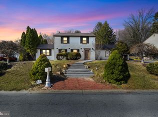 390 Jay Ln, Mountville, PA 17554
