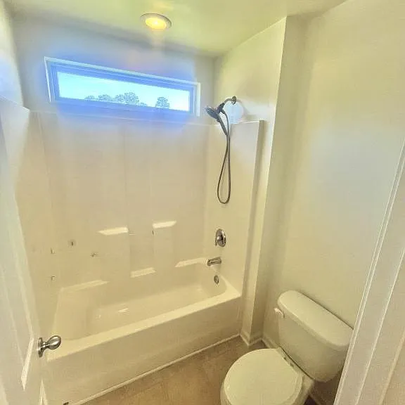 425 Tiburon Dr — Photo 18