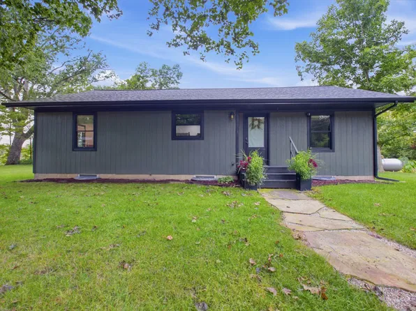 1054 County Road 2125 E, Sidney, IL 61877