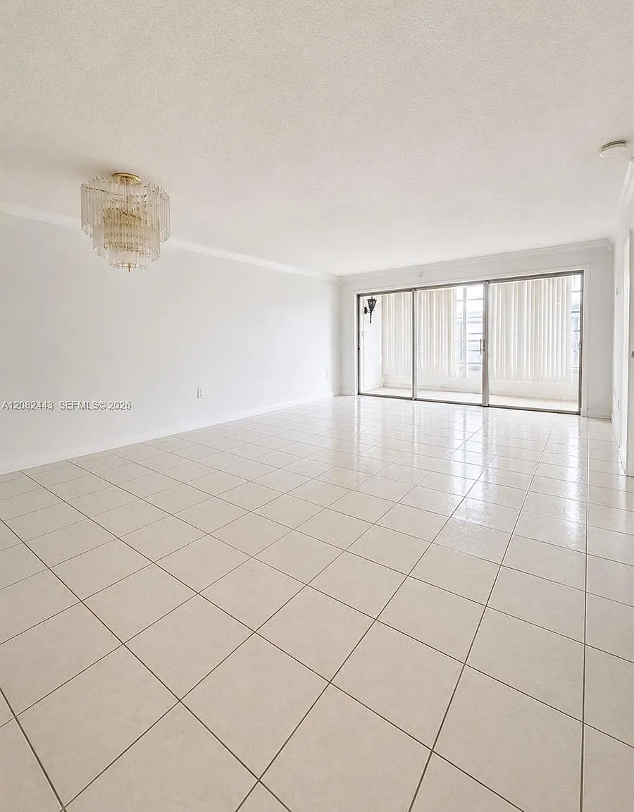 Sands Point Condominium Ii — Photo 2
