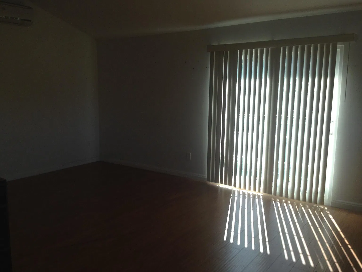 Studio, 450 sqft, $1,650 — Photo 2