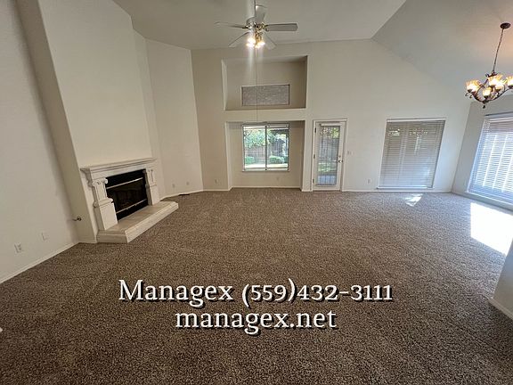 5th image of 1117 E Woodhaven Ln