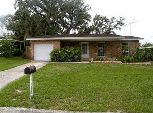 7005 Conifer Dr, Tampa, FL 33637