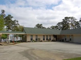 336 Lakeway Dr, Brookeland, TX 75931