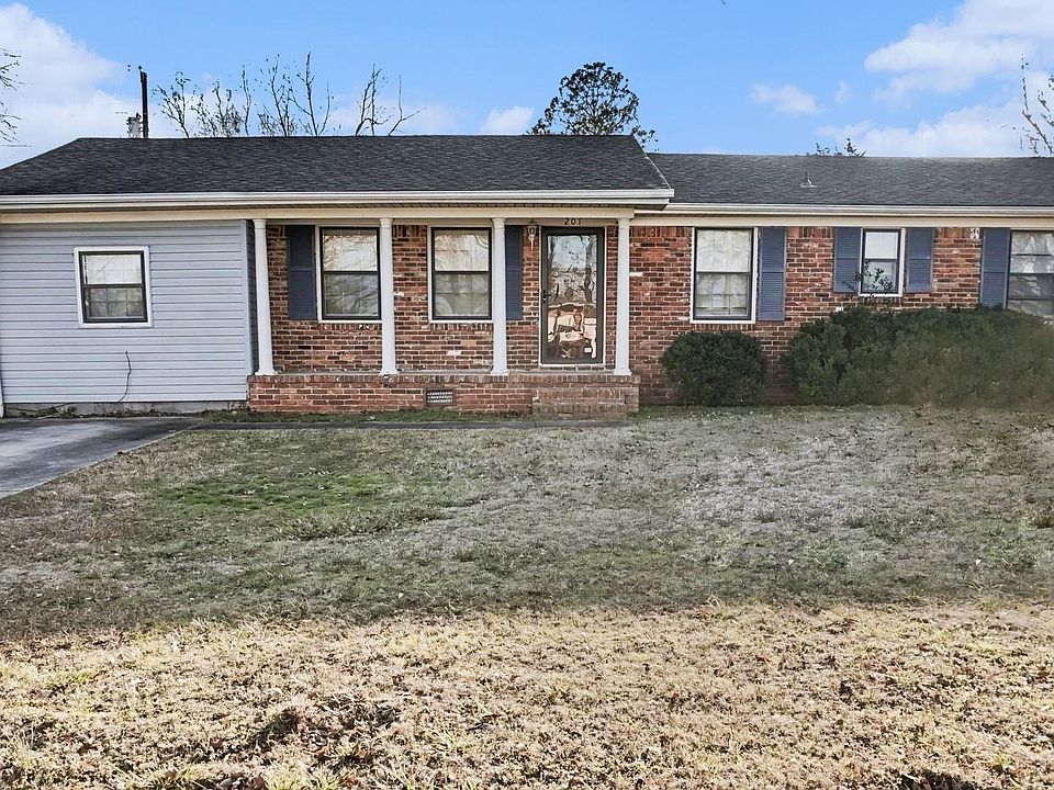 1st image of 201 Larkwood Dr SW