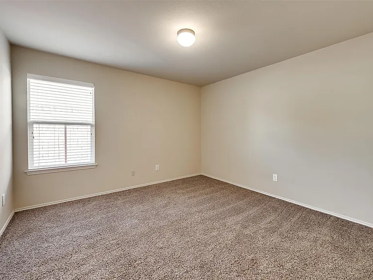 7000 Derbyshire Dr — Photo 19