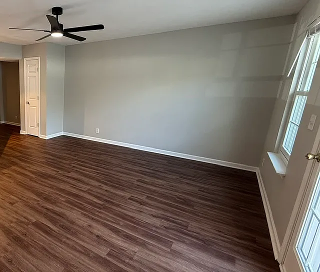 1026 Wolves Den Pl — Photo 11