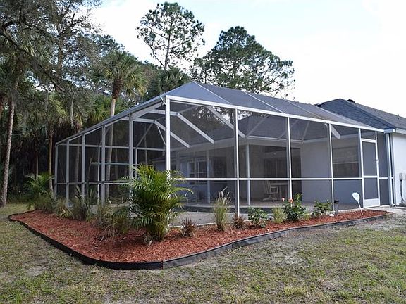 3rd image of 3880 Coquina Ave