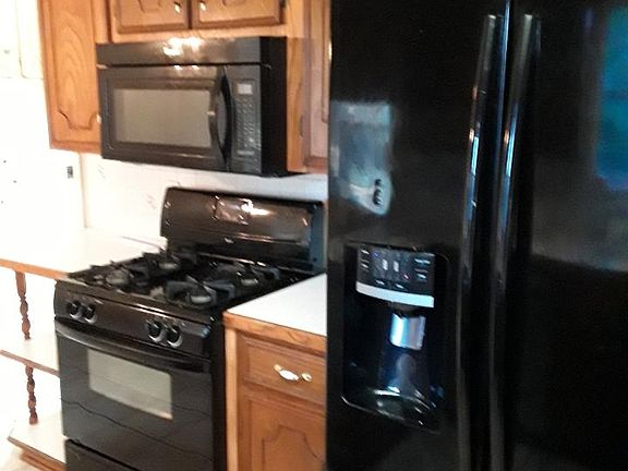 2nd image of 1706 Salem Dr
