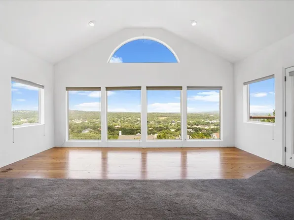 403 Rogart Dr, Spicewood, TX 78669