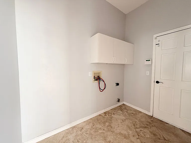11411 Kingsley Manor Way — Photo 37
