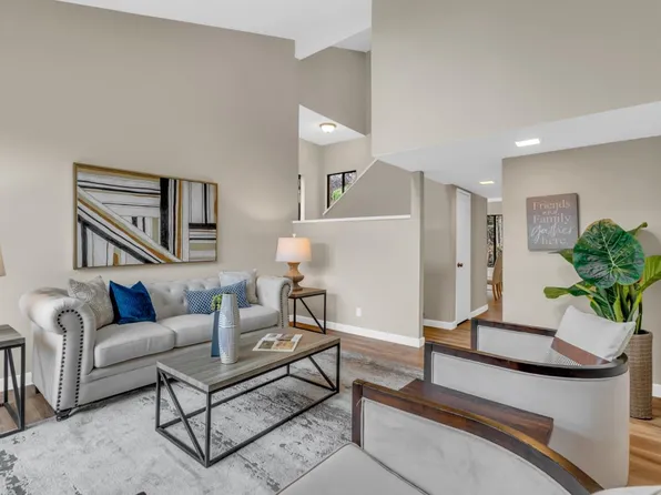 22483 McClellan Rd, Cupertino, CA 95014