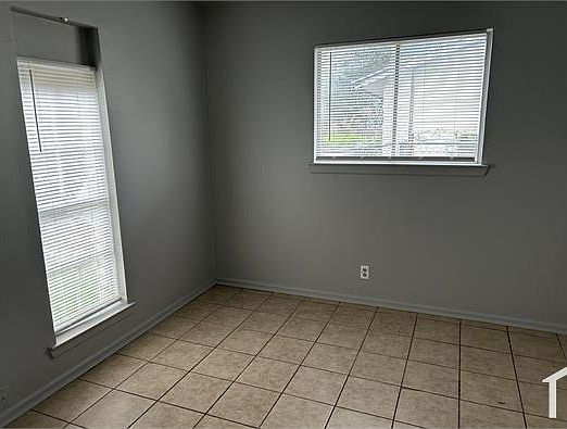 4th image of 1310 Ilene Lynn St