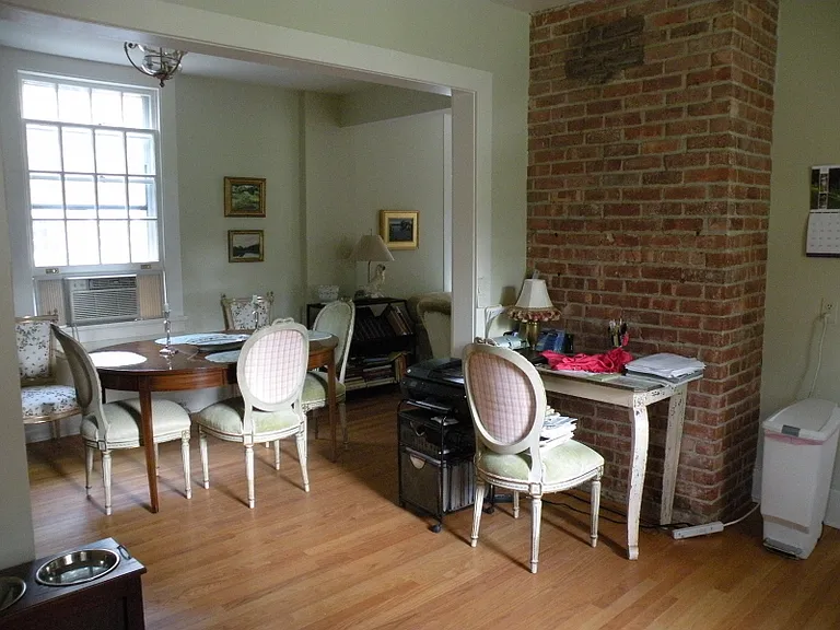 380 Claremont Rd #2 — Photo 9
