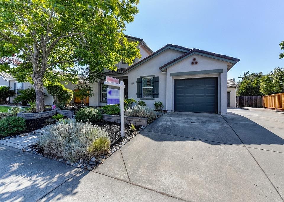 1st image of 2111 Collet Quarry Dr