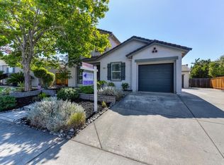 2111 Collet Quarry Dr, Rocklin, CA 95765