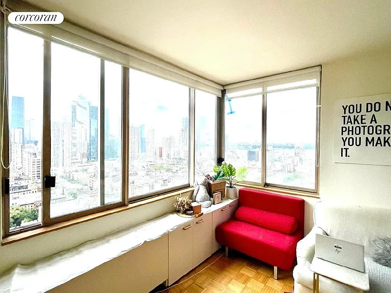 350 W 50th St #24D — Photo 8