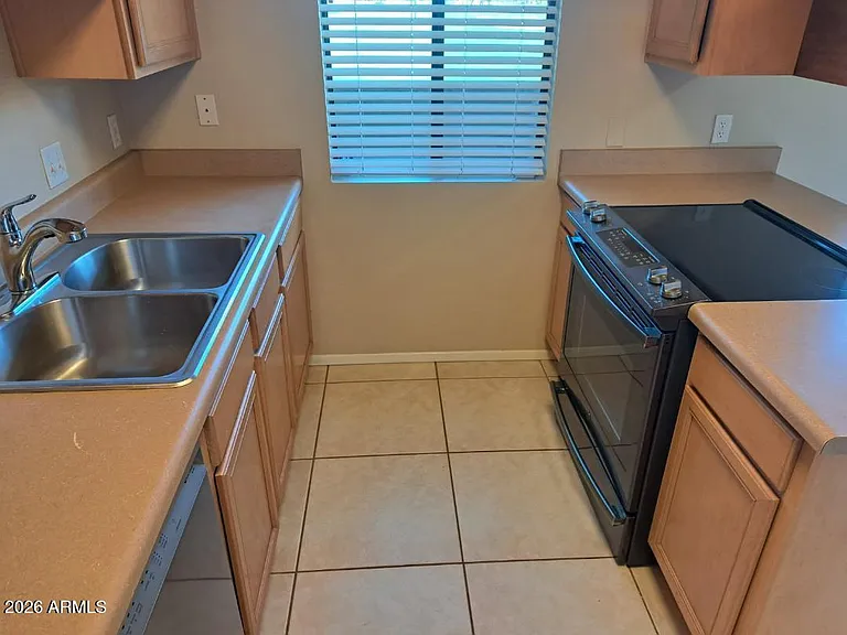 2524 S El Paradiso #39 — Photo 9