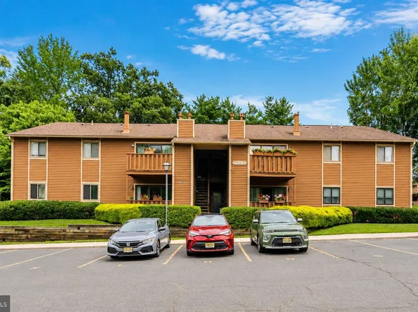 2305 Eagle Row, Marlton, NJ 08053