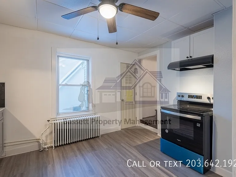 48 Jackson St #3 — Photo 3