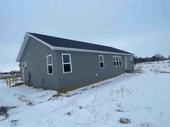 15561 Blain Rd, Mount Sterling, OH 43143