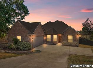 2053 Mason Pond Dr, Weatherford, TX 76085